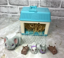 Little Live Pets Mama Surprise Minis - Lil Mouse 7 Piece Playset