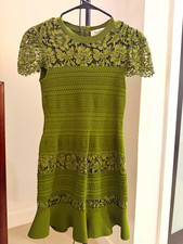 Vintage Valentino Green Lace Chic Dress Sz 4 Knee Length Short Sleeve Round Neck