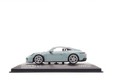 Minichamps 1:43 Porsche 911 S/T (992) in Shade Green Metallic