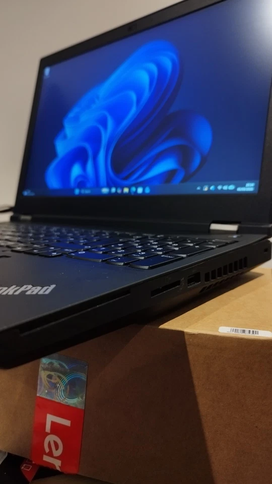 Lenovo ThinkPad P15 G2 · i9-11950H · 32GB · 477GB, photo 3 of 5