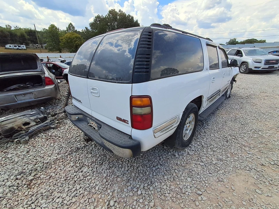 Used Right Rear Cargo Door Assembly Back fits: 2001 Gmc Yukon xl 1500 Right Rear Foto 2 de 4