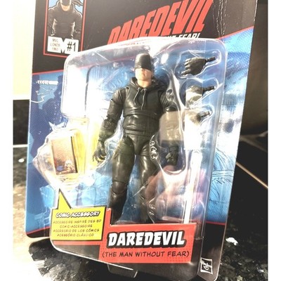 Marvel Legends Daredevil The Man Without Fear #1 Retro Card G0817 NEW Hasbro
