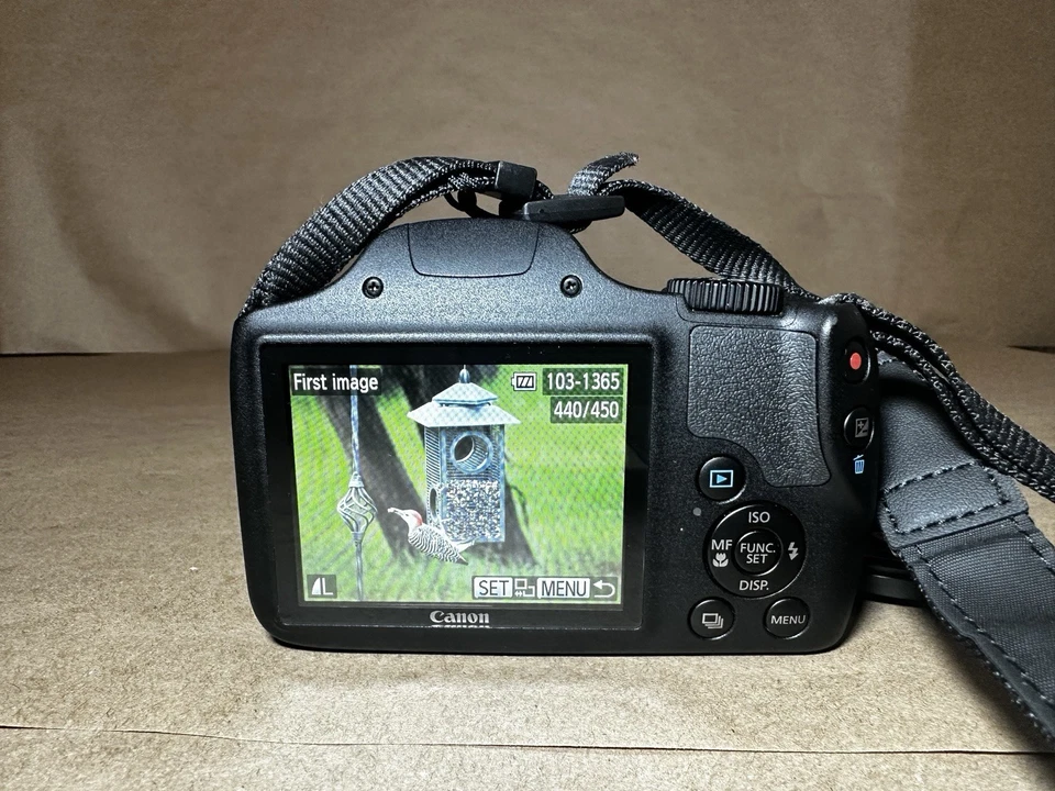 Cámara digital Canon PowerShot SX520 HS 16,0 MP negra HD 42x zoom con tarjeta SD Foto 2 de 4