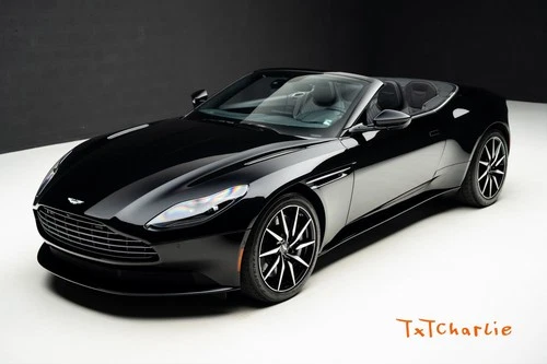 2022 Aston Martin DB11 Volante