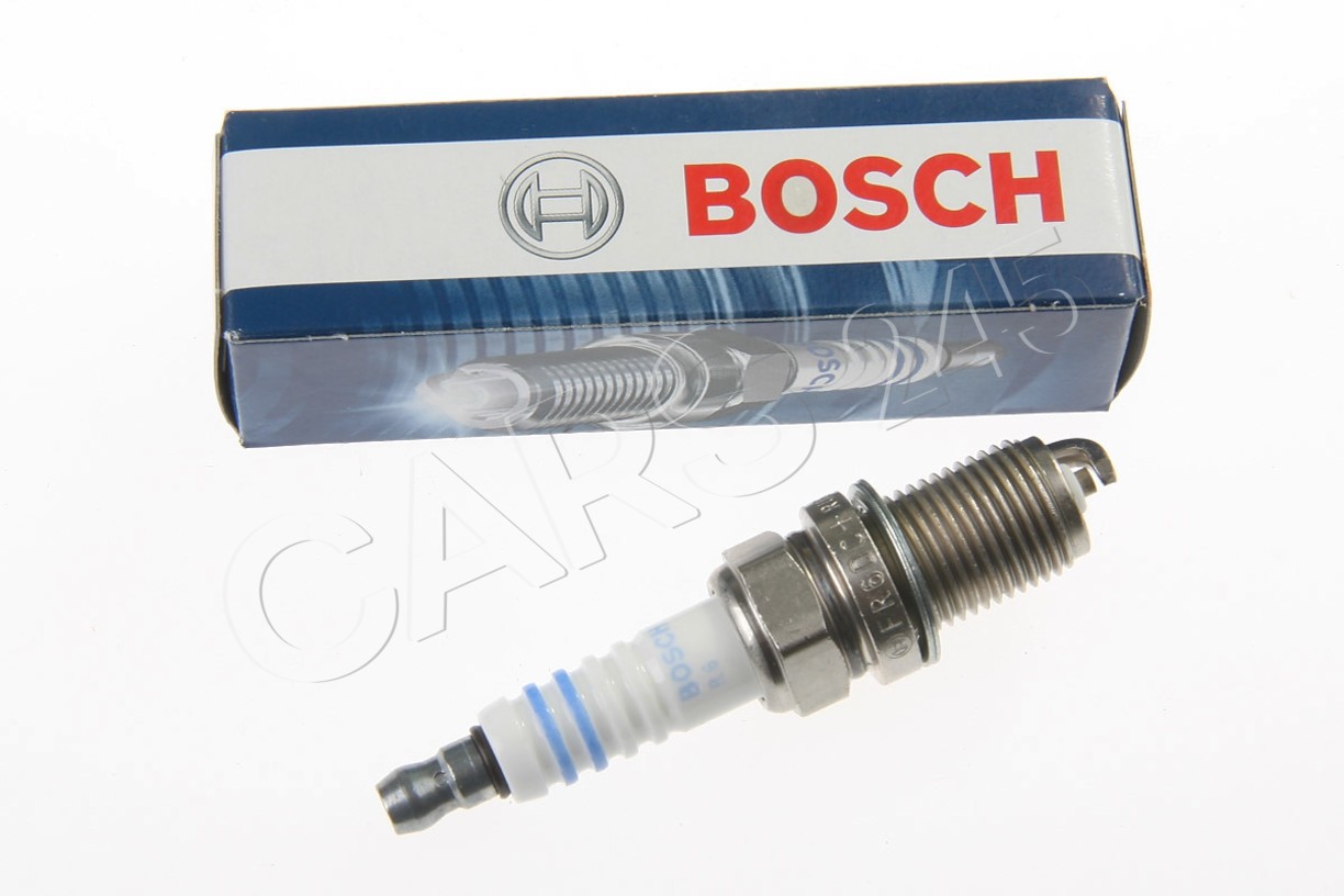 BOSCH Spark Plug For RENAULT AUDI VW PEUGEOT CITROEN TOYOTA FIAT II 0242240593