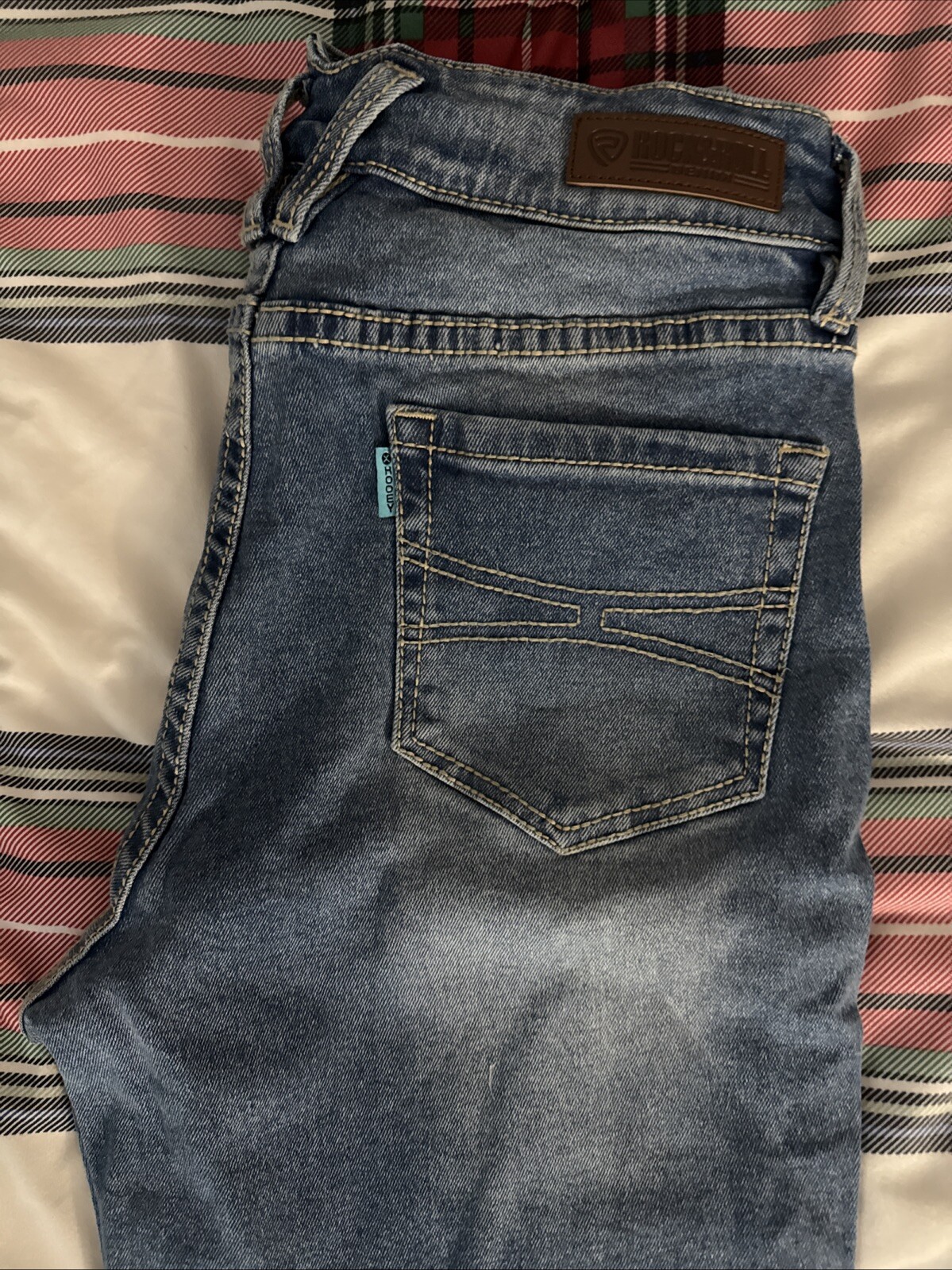 Picture 3 of 21