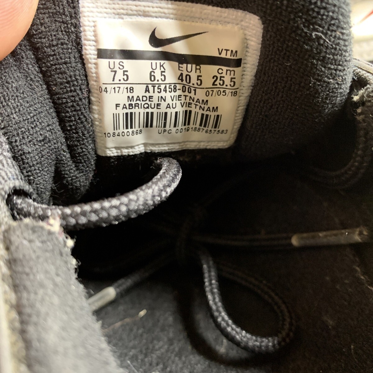 Men’s Size 7.5 - Nike Air Max 97 QS Metallic Silver 2018 AT5458-001 — product photo 7 of 7