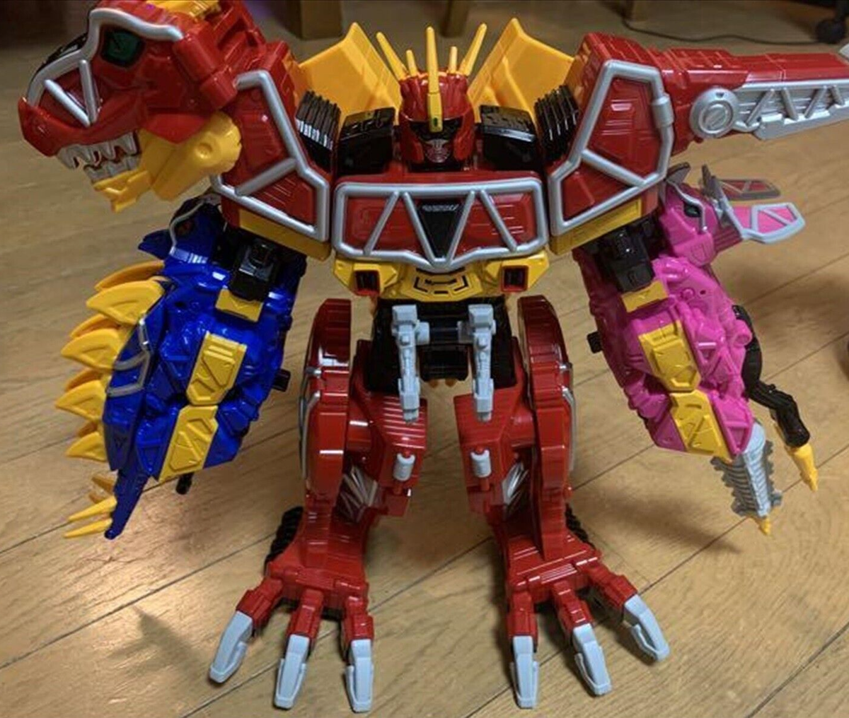 Bandai Zyuden Sentai Kyoryuger Kamitsuki Gattai DX Kyoryuzin Toy