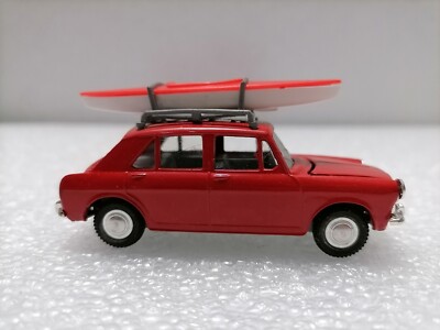MORRIS 1100 with Canoe - Vintage Spot-on 274 , Made in N. Ireland