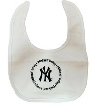 New York Yankees Baby Bib Embroidered NWOT