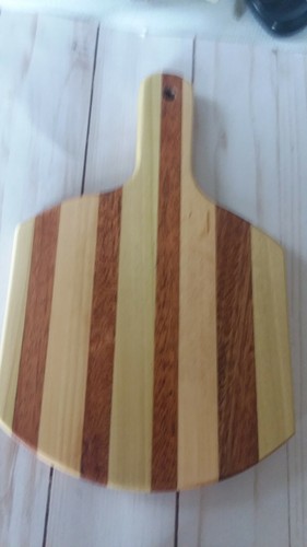 HANDMADE IN NEW HAMPSHIRE SMALL WOODEN CUTTING/CHEESE BOARD 9 1/2'' X 6' X 1/2" - Picture 6 of 10