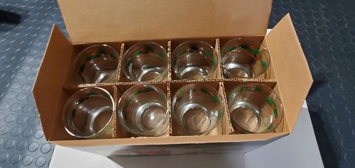 Vintage Anchor Hocking Hollyberry Glasses, 16 pc. Beverage Set in Original Box - Picture 4 of 4