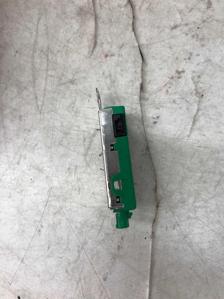 2018-2021 LINCOLN NAVIGATOR ANTENNA AMPLIFIER MODULE JL7T-18C847-AA OEM - Image 2 of 4