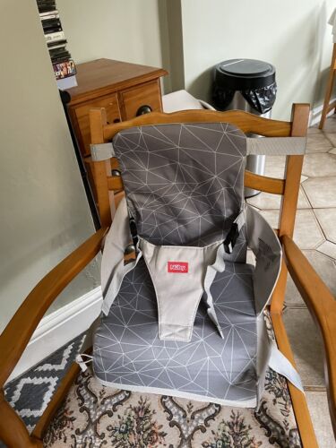 Nuby Child Booster Seat For Table - Picture 1 of 4