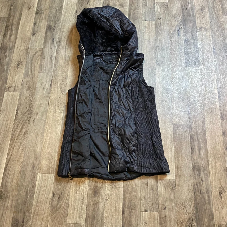 Chaleco Marc New York Negro Puffer Polar Capucha Cremallera Frontal Talla Mediana Negro Foto 3 de 4