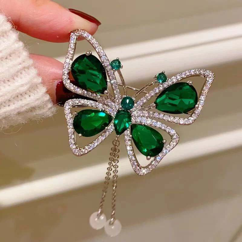 VETEMENTS Spille Nappa Farfalla Cava Cristallo Verde per Donna Abbigliamento Cappotto Access qk