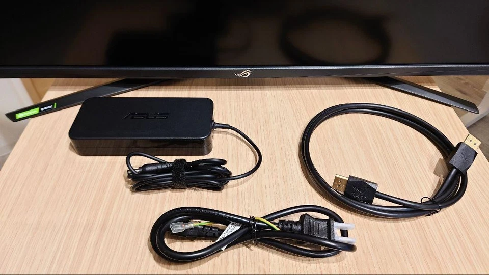 ASUS ROG Swift PG32UQ 32in 4K 144Hz Quantum Dot Gaming Monitor Used Tested - Image 2 of 4