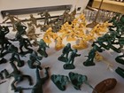HUGE LOT Vintage 60s 70s Green WWII Plastic Army Men Soldiers Figure Lot  — photo 6