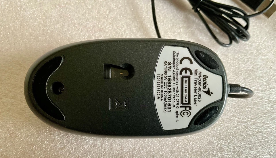 Vintage Genius MINI TRAVELER LASER - USB connected notebook mouse - Image 4 of 4