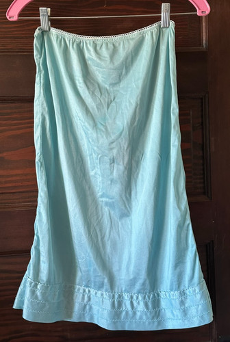 Vintatge MEL-LIN Hand Dyed Nylon Slip Aqua Blue Size Small 26" Long