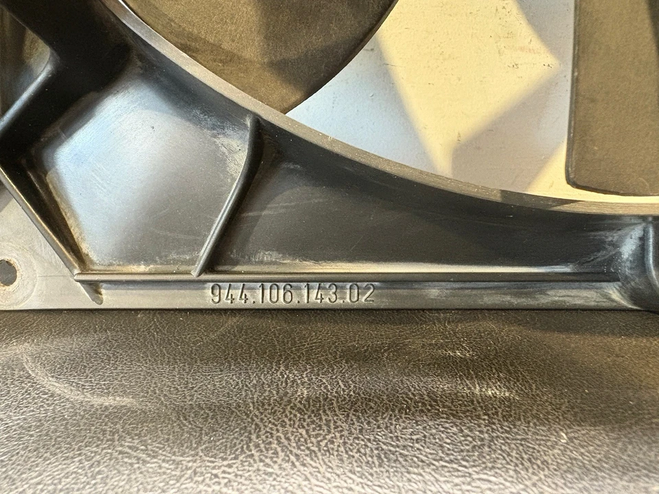 Ventiladores eléctricos Porsche 944 Foto 4 de 4