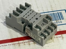ALLEN BRADLEY  700-HN128 14-PIN DIN MOUNT RELAY BASE