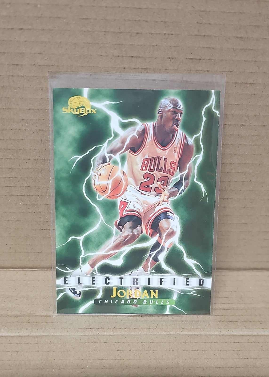 1995-96 Skybox Premium - Electrified Michael Jordan #278