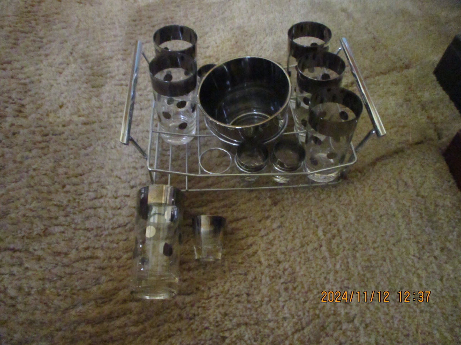 Picture 1 of 3