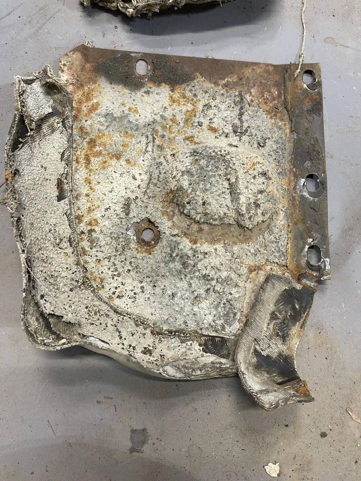 Ford Galaxie 500 500 XL 1963 LH RH guardabarros delantero protector contra salpicaduras panel de llenado OEM Foto 2 de 4