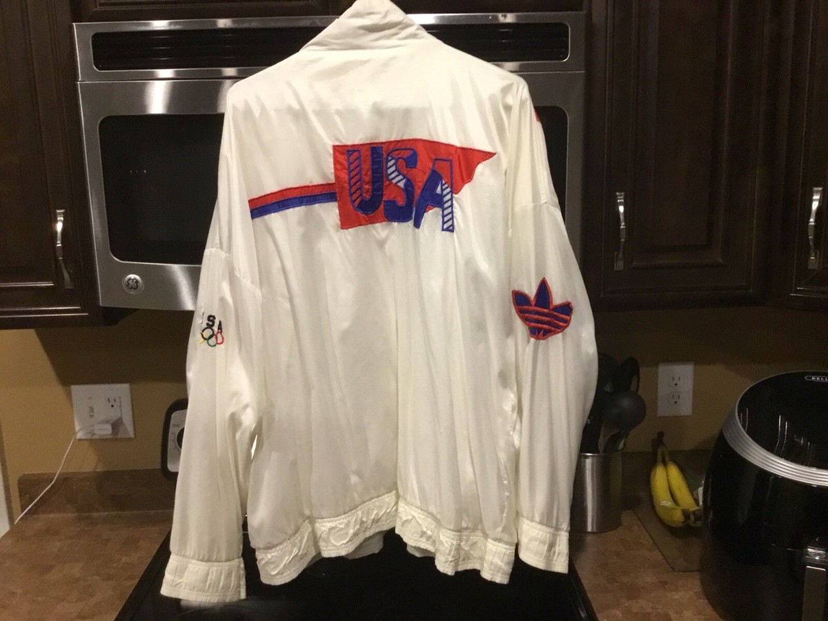 希少90s' adidas International Game jacket vintage Adidas zig-zag 90s windbreaker striped jacket - sz