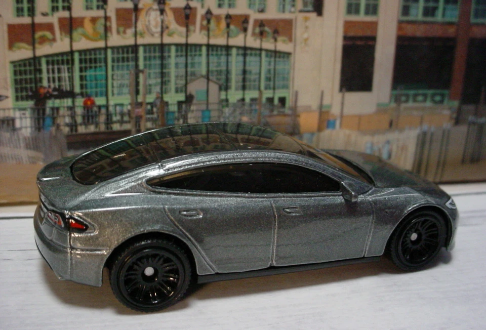 2025 MBX⚡ELECTRIC DRIVERS Exclusive TESLA MODEL S ☀metallic gray ☀Matchbox LOOSE - Image 2 of 4