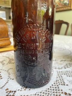 Ekhardt & Becker embossed bottle pre prohibtion glass blob top Detroit