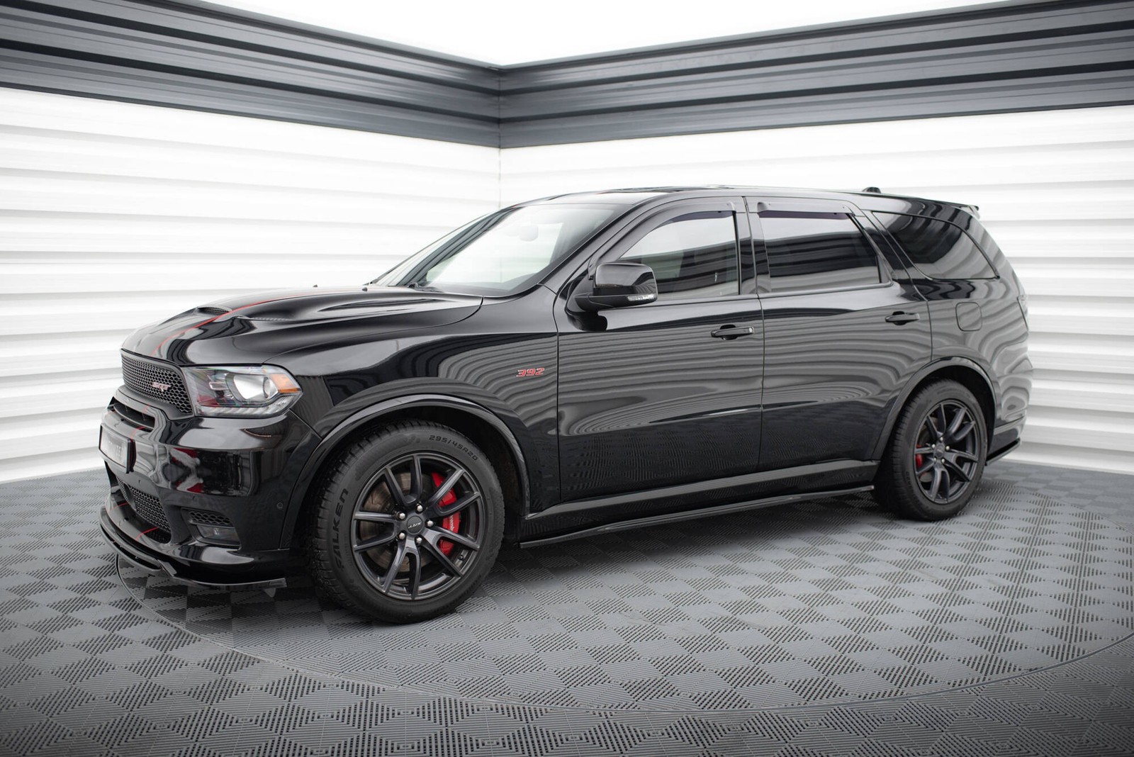 Extensions de bas de caisse Maxton Dodge Durango SRT Mk3 look carbone - 2