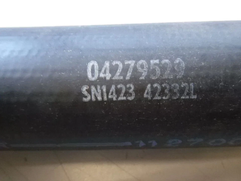 Dodge D150 D250 D350 W150 W250 W350 tubería de gasolina tanque tubo de tanque manguera de tanque NUEVO Foto 3 de 4