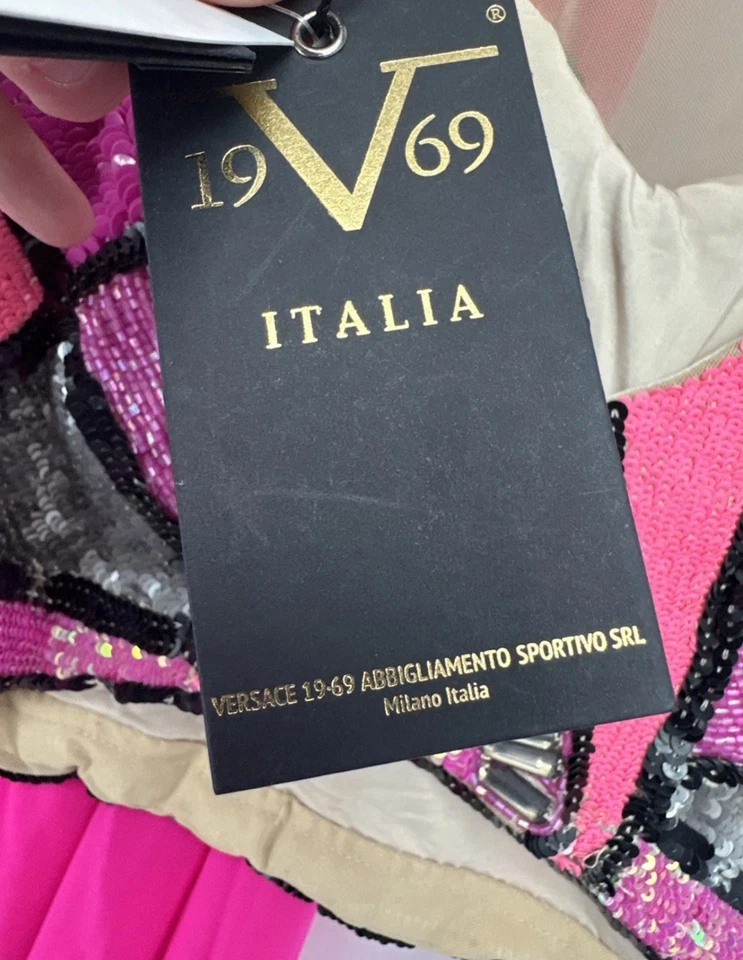 Versace 1969 Abbigliamento Rosa Lentejuelas Conjunto de 2 Piezas Falda Corta Talla Pequeña Foto 3 de 4