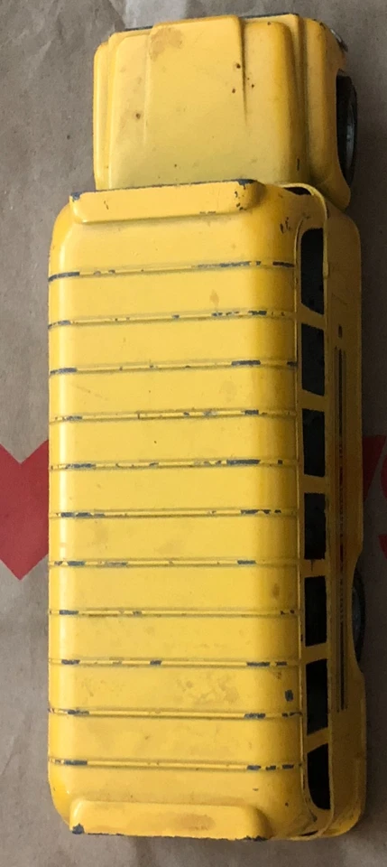 Autobús escolar Hubley de acero prensado #2 vintage de los años 60 - juguete de metal amarillo original Foto 4 de 4