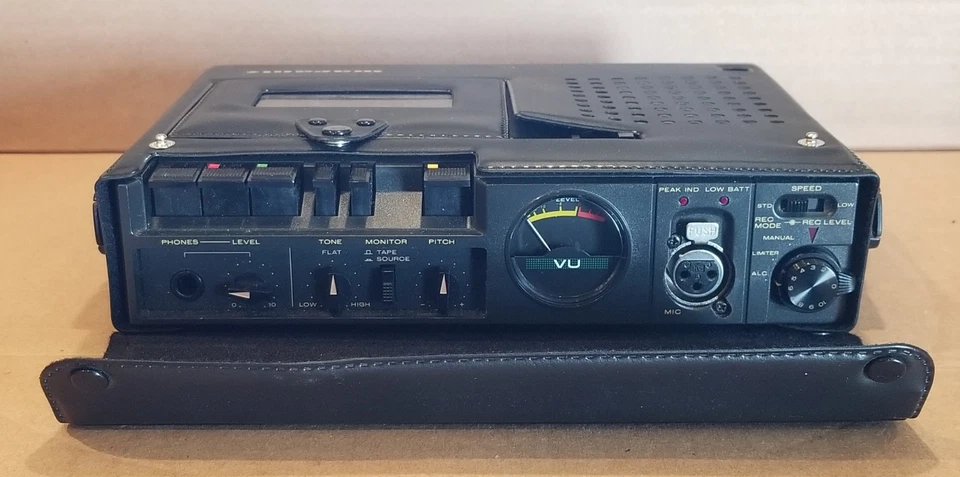 Marantz PMD222 Stereo Professional Portable Cassette Recorder - Tested, Works - Image 2 of 4