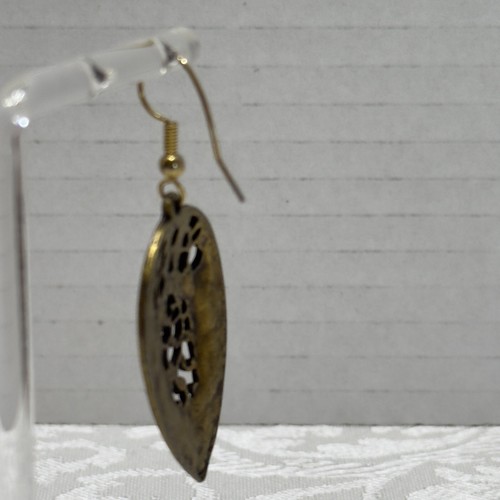 BOHO Brass Filigree Etched Teardrop Hook Dangle Earrings Green Enamel Vintage - Picture 4 of 7