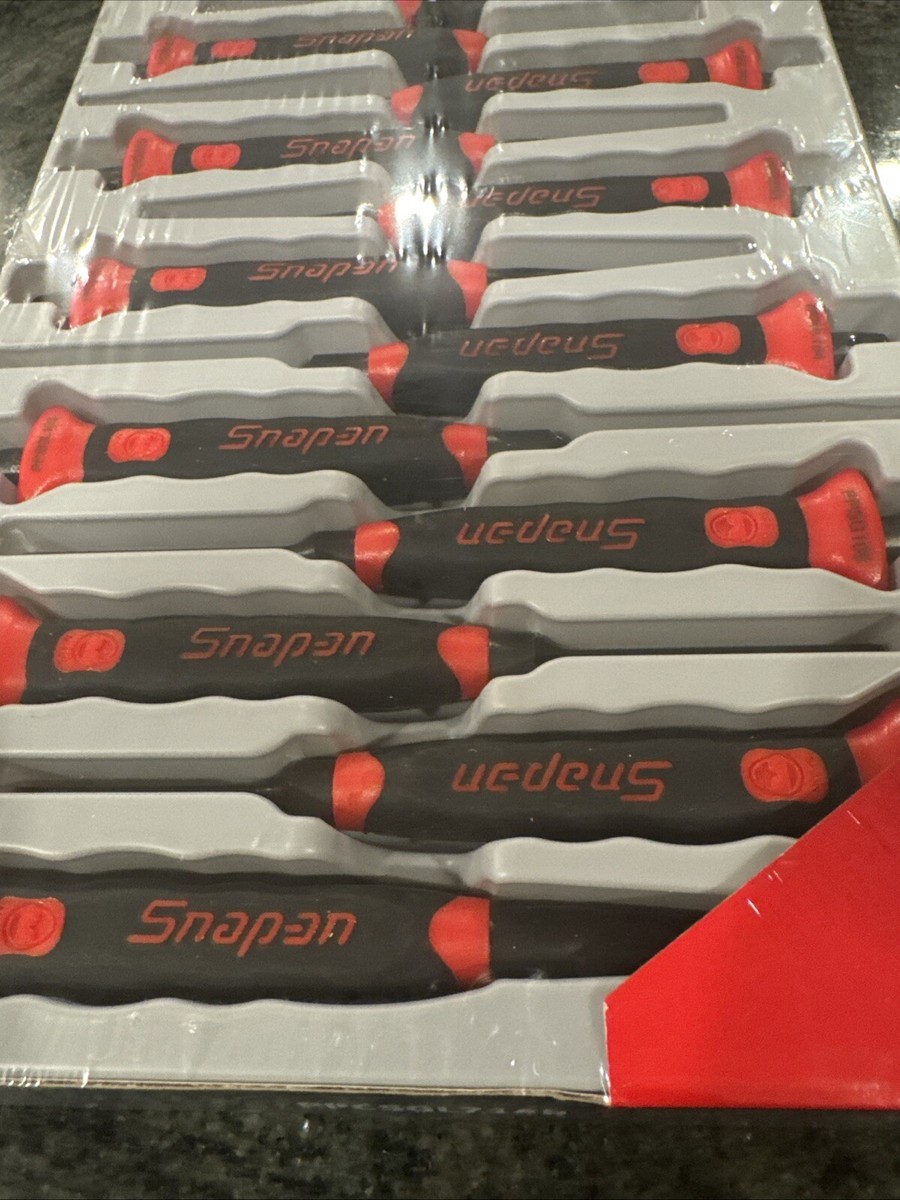 Snap On ppcsgl714r 14 pc soft grip long punch and chisel set red