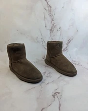 Emu Australia Boot Womens 8 Chestnut Short Ankle Bootie Shearling Stinger Mini