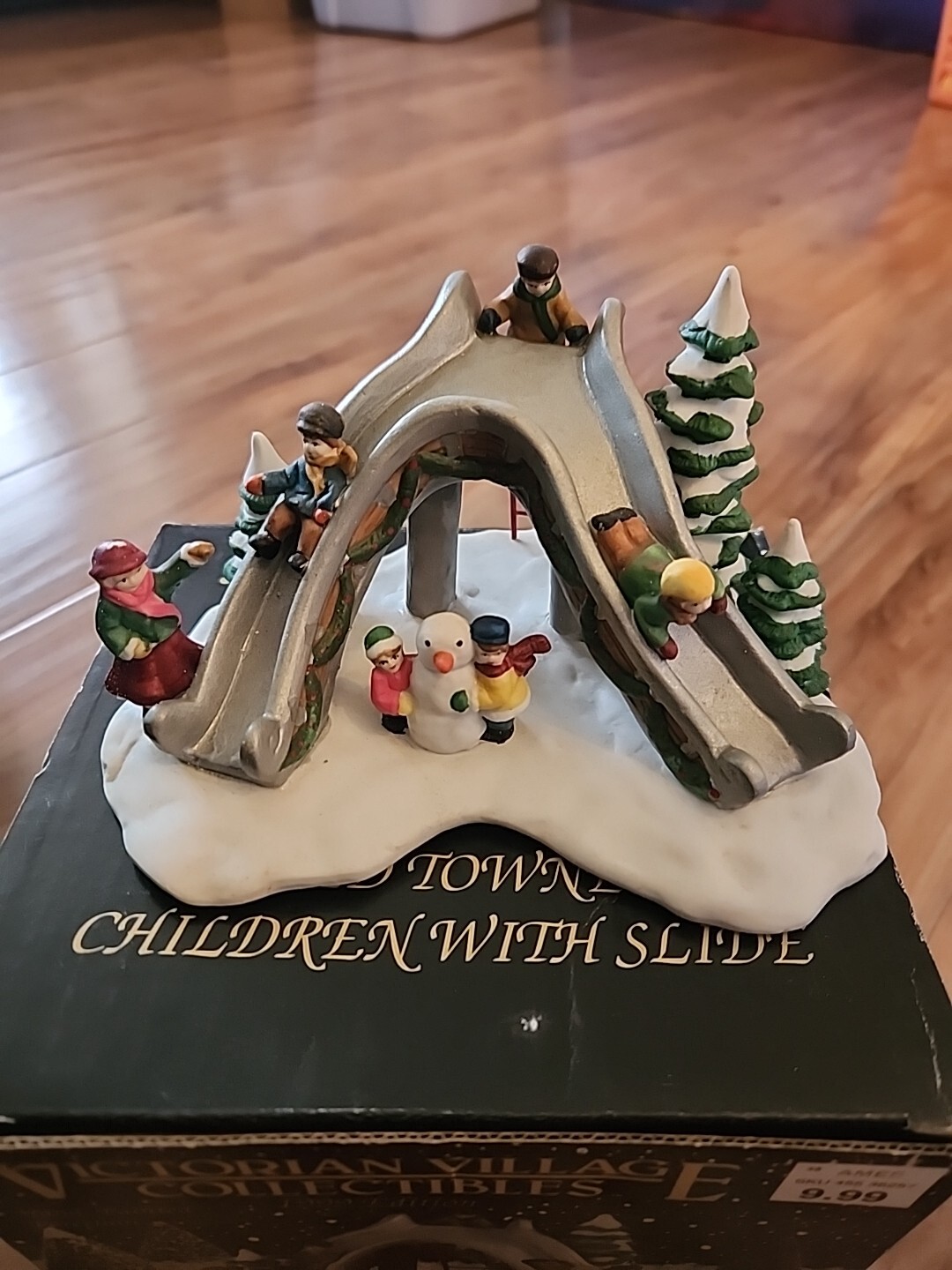 Victorian Village Collectibles 1999 Edition Olde Towne Children Slides-image