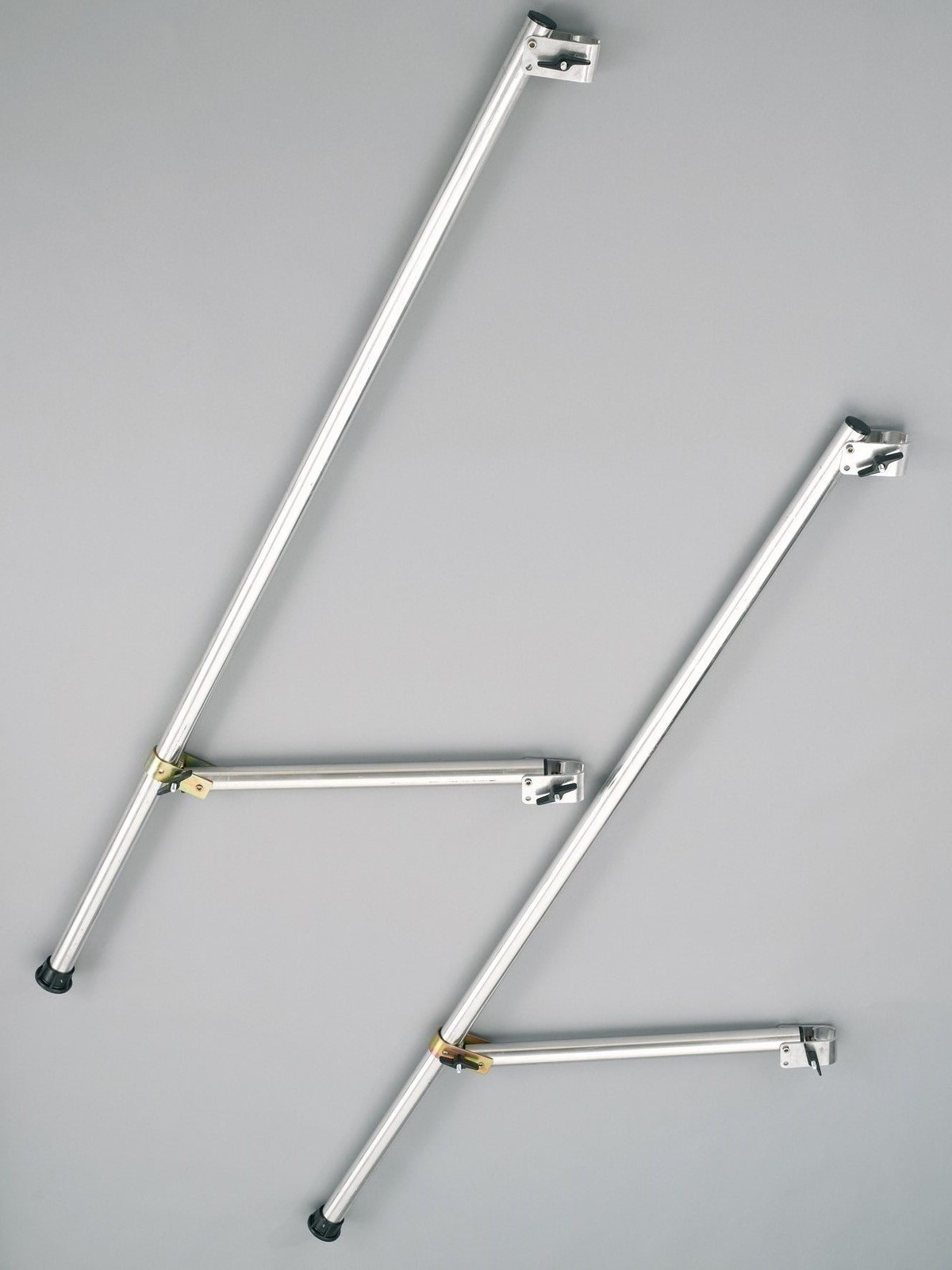Pair of Stabilisers Outriggers for First 5 Aluminium Scaffold Tower