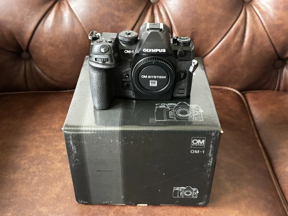 Olympus OM-1 · Body, photo 1 of 5