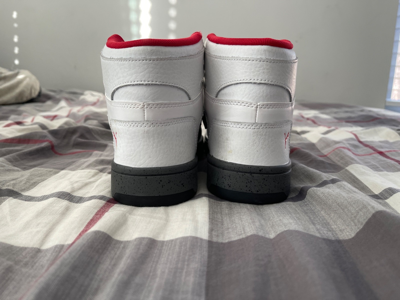 puma hightops - image 3