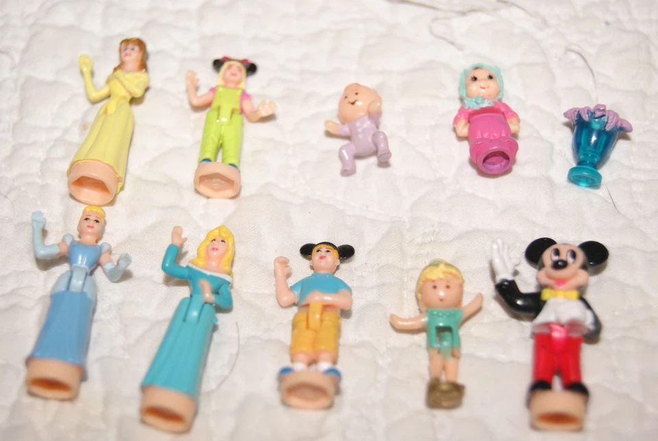 De colección Disney Bluebird Polly Pocket Magic Kingdom + Otras 12 Personas Princesas Foto 2 de 3