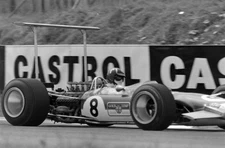 Graham Hill Lotus 49B Ford British GP at Brands Hatch on July 20 1- Old Photo 8