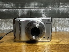 Fujifilm FinePix A600 digital camera, 6.3 MP, 3x zoom, w/ Case- Tested
