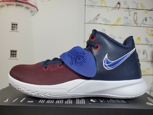 kyrie flytrap womens