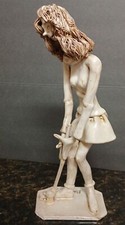 Dino Bencini Ceramic Female Golfer Figurine  -  Vintage 1980s