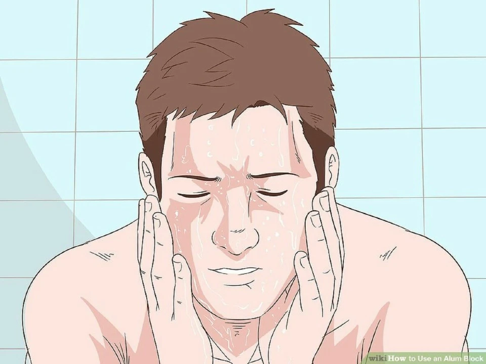 DESODORANTE PARA DESPUÉS DEL AFEITADO BLOQUE ANTISÉPTICO MULTIUSOS PIEDRA DE ALUMBRE NATURAL 100% PURA 70G Foto 3 de 4